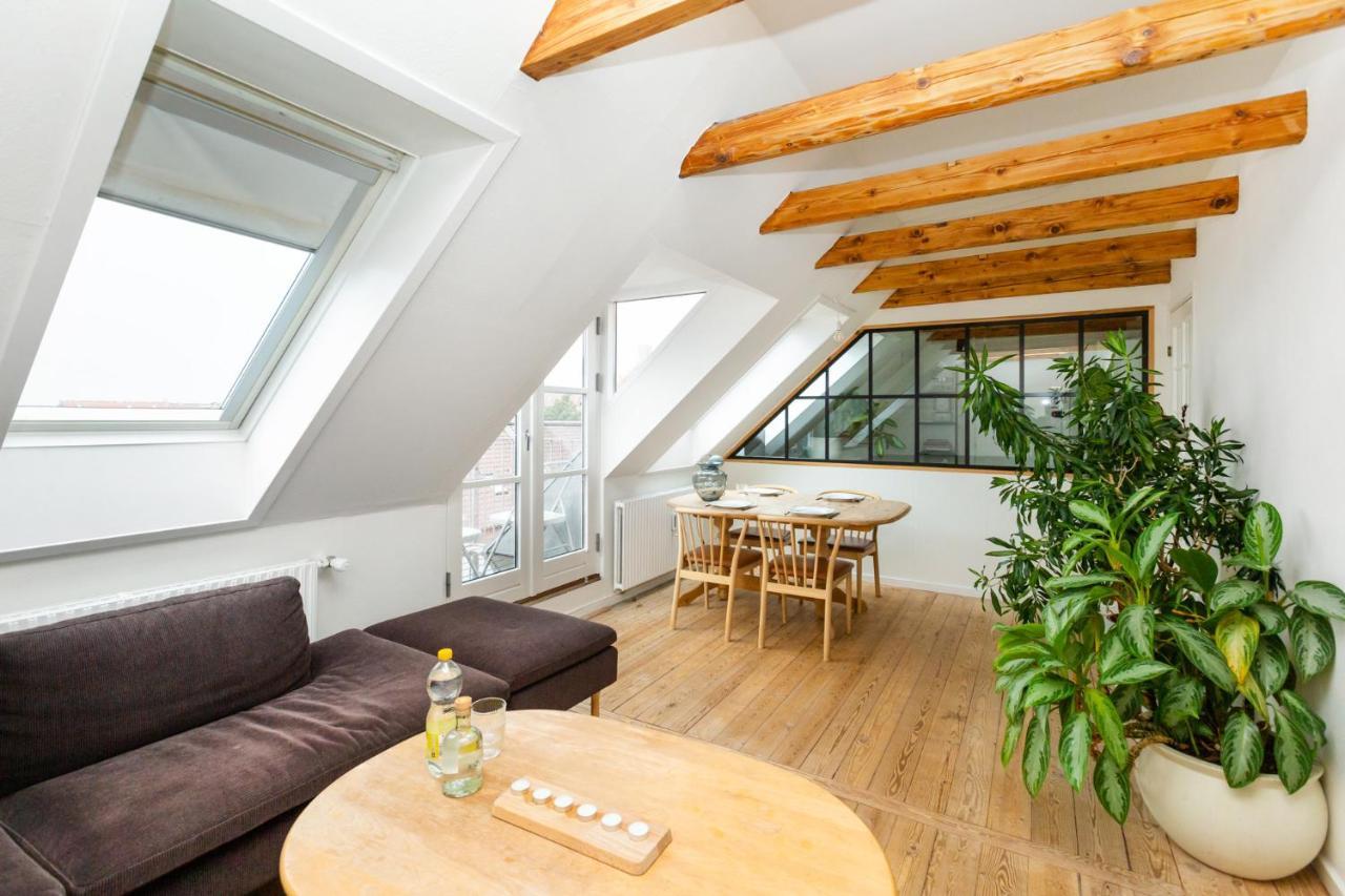 Come Stay In Penthouse With Room For 2-People Århus Exterior foto